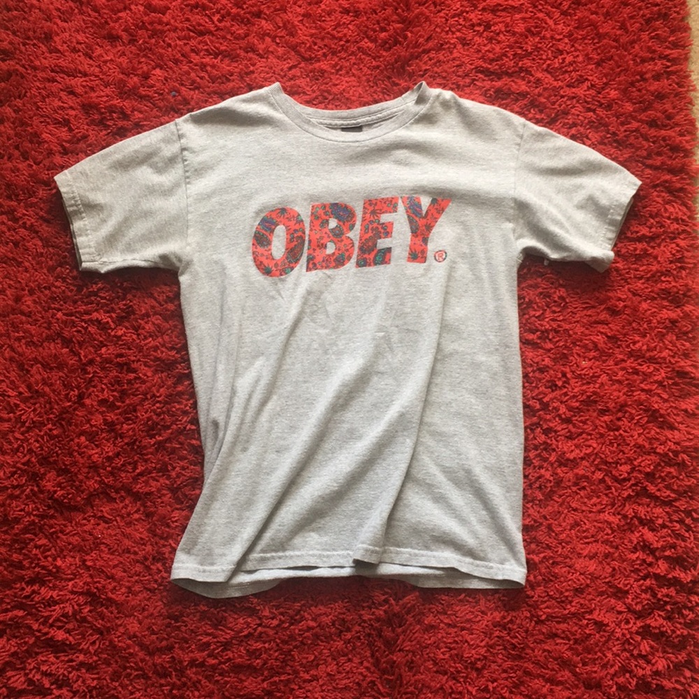 Obey shirt